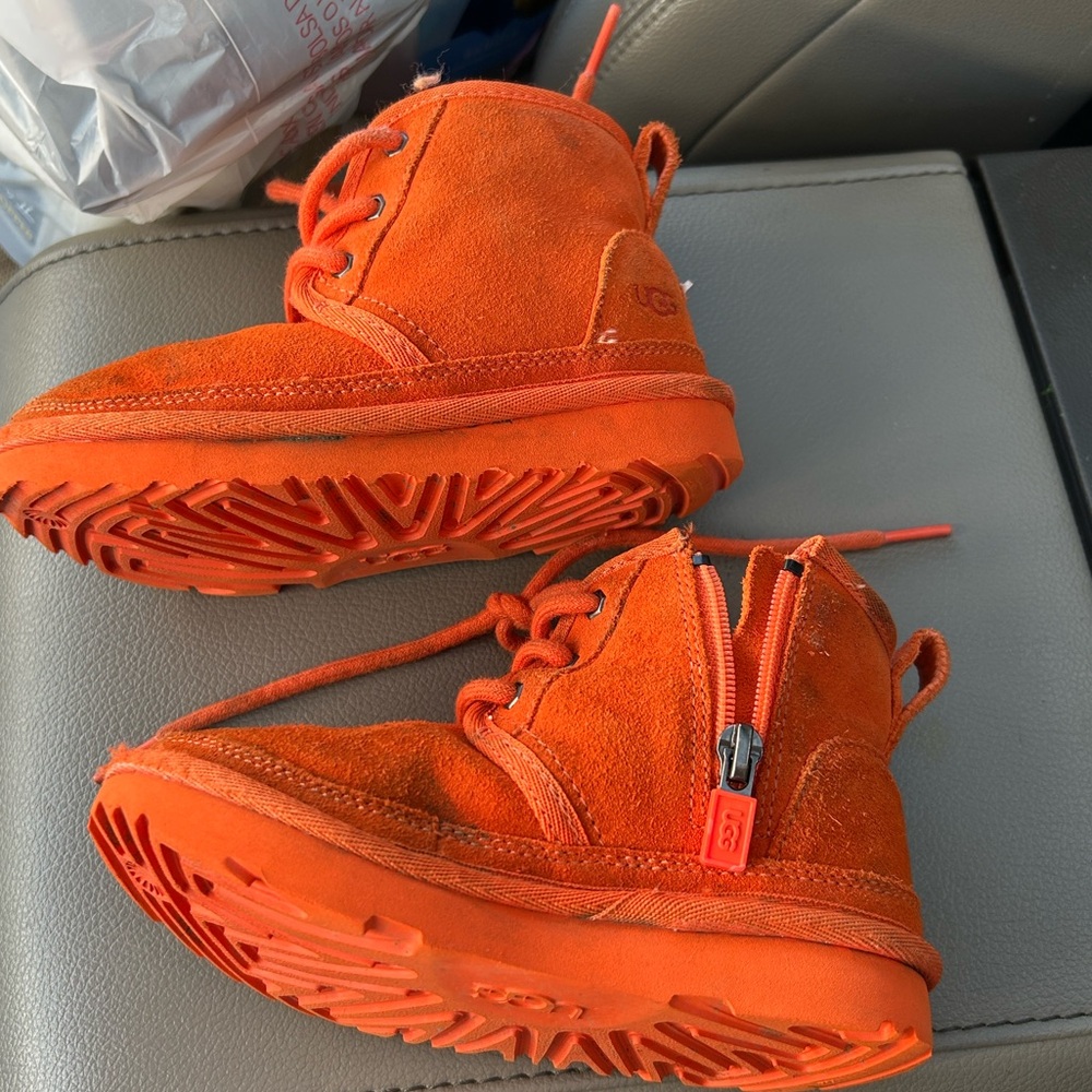 Ugg Plush Boots Bright Orange Suede Neumel 🍊